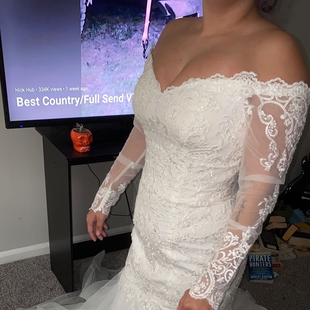 Wedding dress